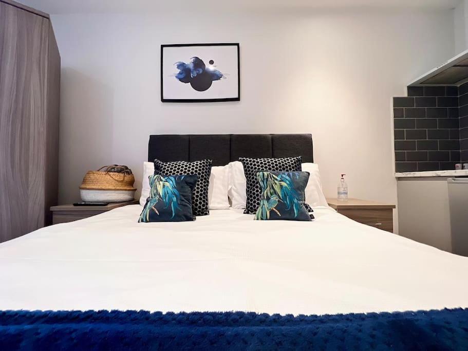 Luxury Studio In City Centre סאות'המפטון מראה חיצוני תמונה